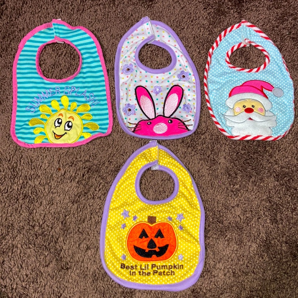 Seasonal bibs